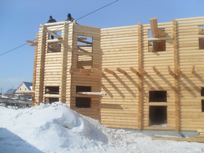 Преимущества и ограничения деревянного домостроения в зимний период